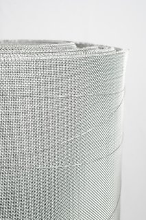 Malla Galvanizada Tejida Industrial Mesh 14 de BWG 22 de 1m. de alto