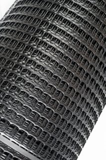 Malla Plástica Touro 20x20 de 1m. de alto color negro